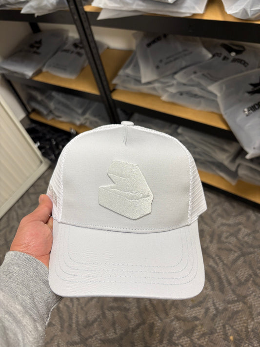 WHITE BRICC CAP